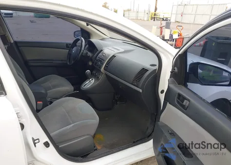 2011 Nissan Sentra 2.0 from USA, damaged, VIN 3N1AB6AP0BL679581